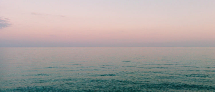 Blog of The 5 Best Mood Enhancing Vitamins and Supplements for Anxiety and Stress which have image serene ocean horizon