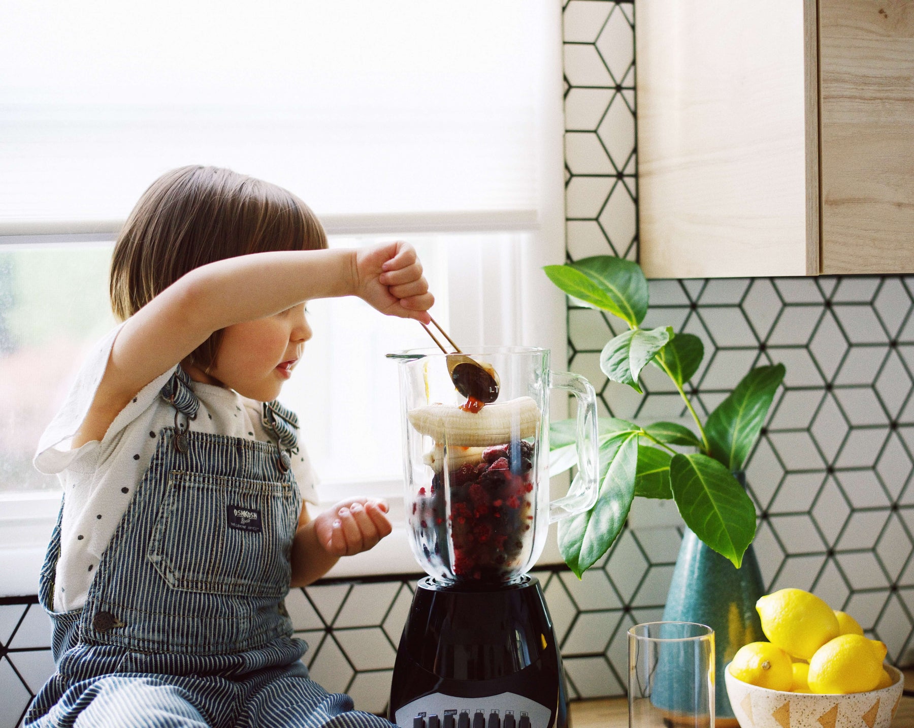 Children’s Immunity: How to Foster & Boost Your Child’s Immune System from Birth background image